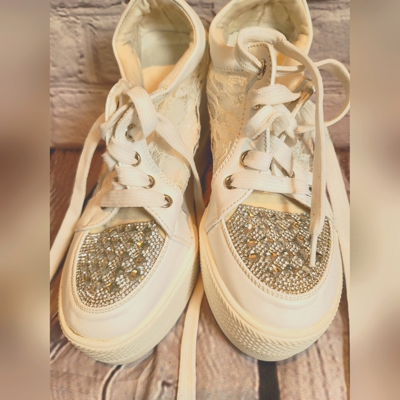 little girl sparkly tennis shoes